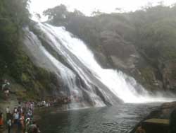 Koraiyar Waterfalls
