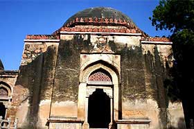 Tomb_of_Firoz_Shah_Tughlaq